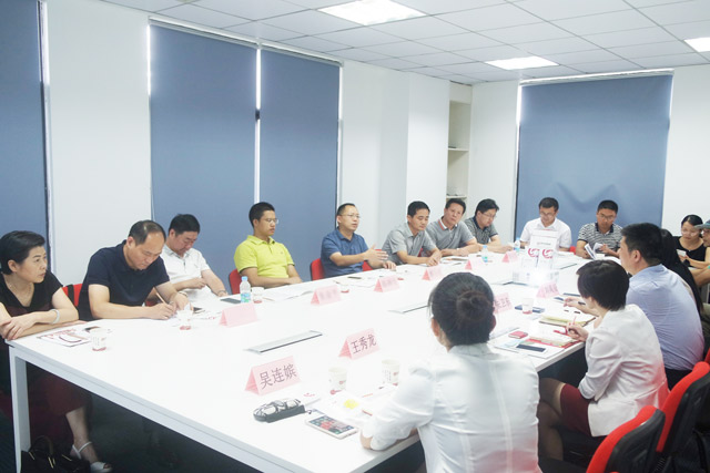 東方龍商務(wù)接待數(shù)十批湖南省市、縣政府考察團,全面交流委托招商引資合作 東方龍商務(wù)接待數(shù)十批湖南省市、縣政府考察團,全面交流委托招商引資合作