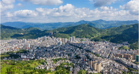 集團全力助推福建省周寧縣委托招商引資，打造宜居宜業(yè)宜游的“云端之城”