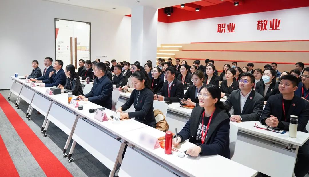 再推動一批項目落地，再塑造一批典型案例，發(fā)出集團招商最強音！3月下旬，集團成功通過34個優(yōu)質投資選址項目