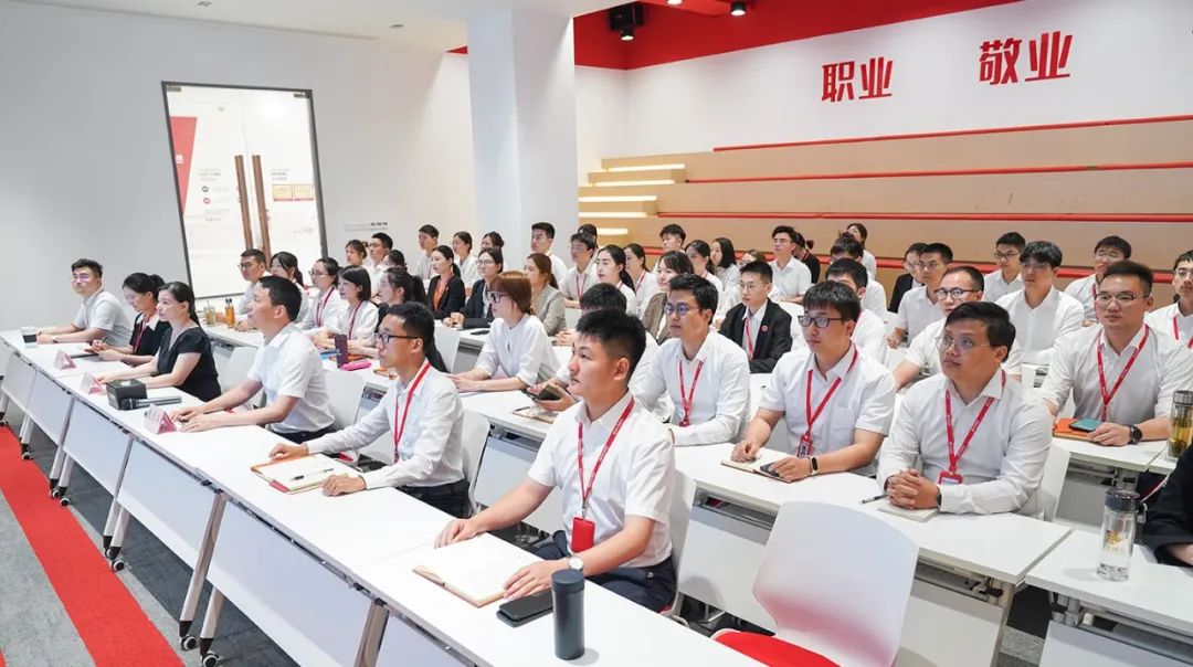 戰(zhàn)高溫，搶項目，全面掀起“夏季攻勢”！7月上旬，集團(tuán)共38個優(yōu)質(zhì)投資選址項目通過評估