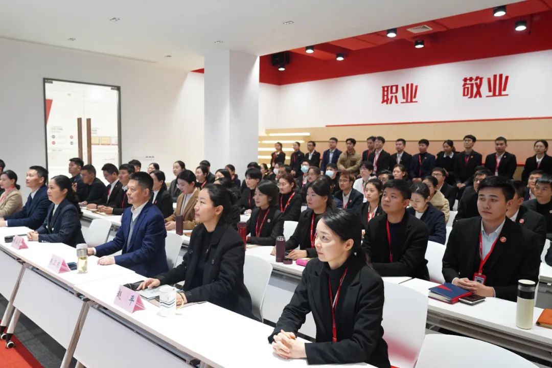 沖刺全年1000個(gè)項(xiàng)目對接目標(biāo)！11月下旬，集團(tuán)共38個(gè)優(yōu)質(zhì)投資選址項(xiàng)目通過本次評估