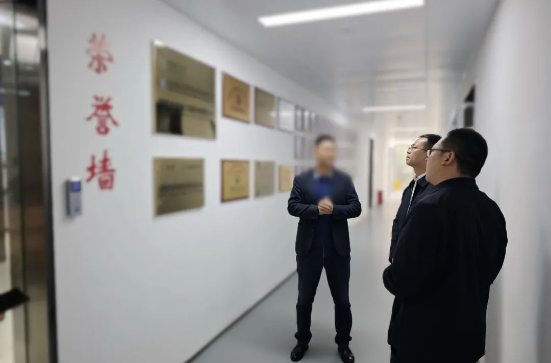 京東方、通威等企業(yè)合作商！四川某地方政府實(shí)地對(duì)接國(guó)產(chǎn)替代光電金屬新材料生產(chǎn)投資選址項(xiàng)目